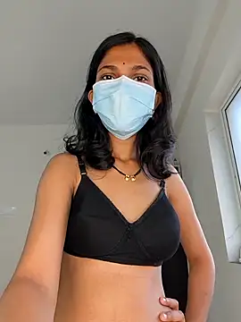 Shivani2002 online show from 26, 4, 2026