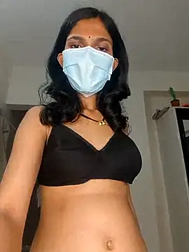 Shivani2002 online show from 26, 4, 2026