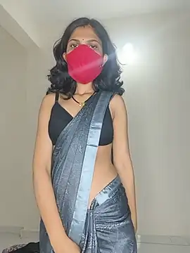 Shivani2002 online show from 10, 7, 2026