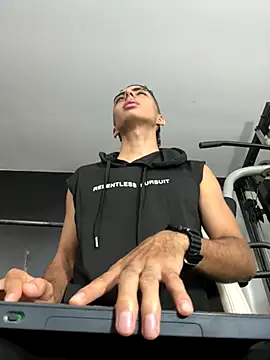 Snapshot of Mister_Obsession chatting on 4, 10, 2025 Mister Obsession online show from 4, 10, 2025