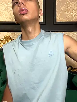 Snapshot of Mister_Obsession chatting on 6, 11, 2025 Mister Obsession online show from 6, 11, 2025