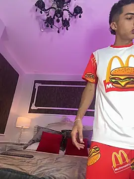 Snapshot of Mister_Obsession chatting on 15, 11, 2025 Mister Obsession online show from 15, 11, 2025