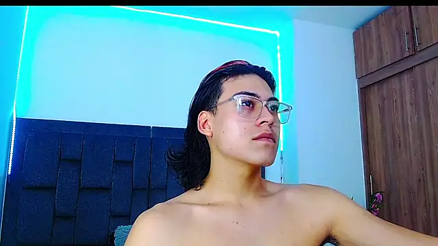 dirty model online show from 26, 9, 2025