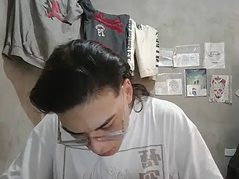 dirty model online show from 18, 4, 2026