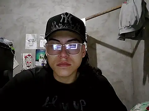 dirty model online show from 21, 4, 2026