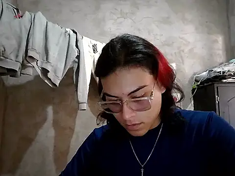 dirty model online show from 24, 4, 2026