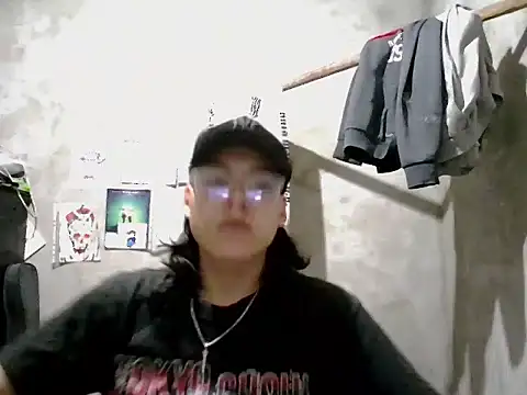 dirty model online show from 26, 4, 2026