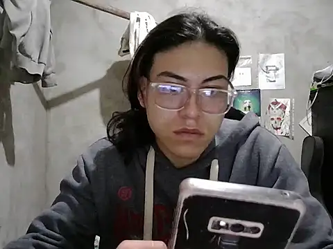 dirty model online show from 28, 4, 2026