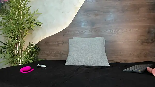 katia cute online show from 19, 9, 2025