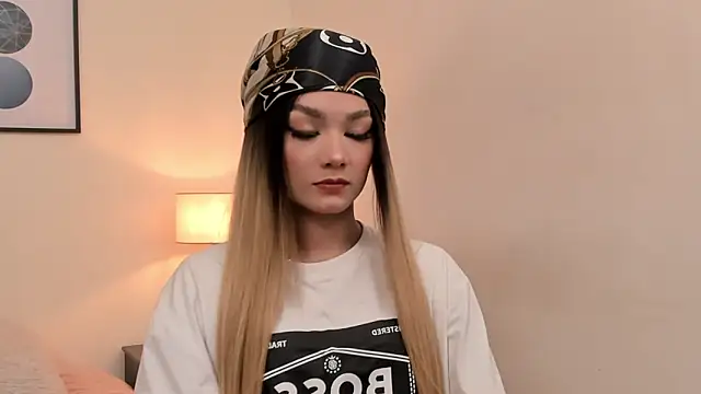 Snapshot of emmabridgerton chatting on 11, 2, 2026 emmabridgerton online show from 11, 2, 2026