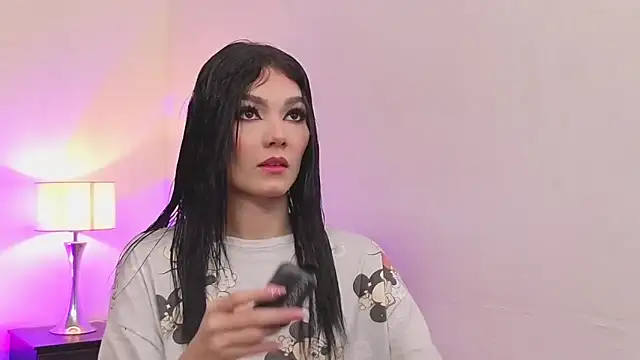 Snapshot of emmabridgerton chatting on 28, 2, 2026 emmabridgerton online show from 28, 2, 2026