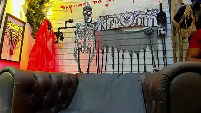 ItaloMoore online show from 1, 11, 2025