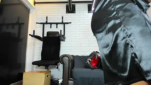 ItaloMoore online show from 25, 4, 2026