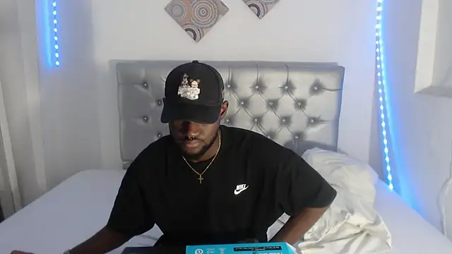 eebony stallion online show from 19, 11, 2025