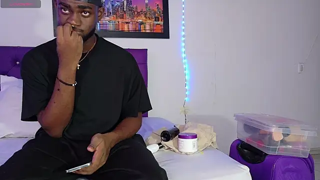 eebony stallion online show from 27, 4, 2026