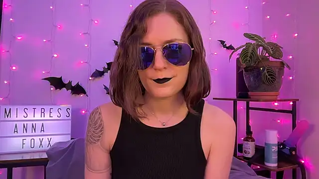 mistressannafoxx online show from 14, 11, 2025