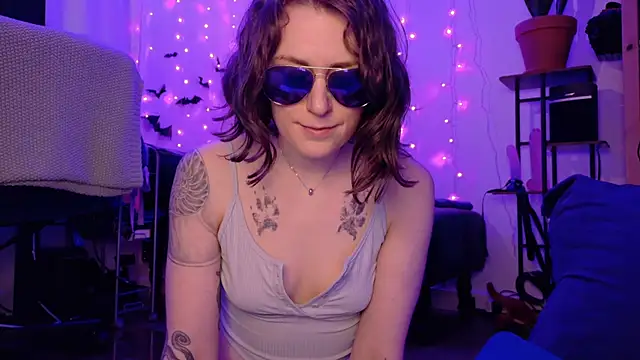 mistressannafoxx online show from 26, 4, 2026