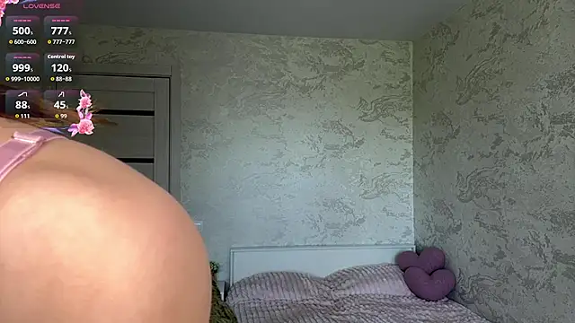 Snapshot of NylaNadler chatting on 11, 6, 2026 NylaNadler online show from 11, 6, 2026
