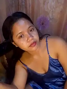 Snapshot of hotmomma8 chatting on 5, 5, 2026 hotmomma8 online show from 5, 5, 2026