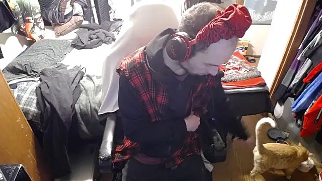 Snapshot of womenhateme69 chatting on 16, 10, 2025 womenhateme69 online show from 16, 10, 2025