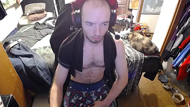 Snapshot of womenhateme69 chatting on 17, 10, 2025 womenhateme69 online show from 17, 10, 2025