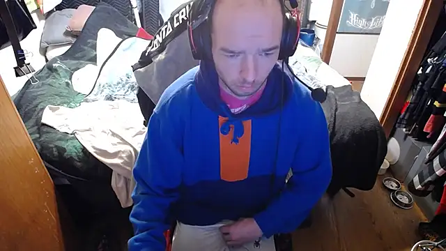 womenhateme69 online show from 17, 4, 2026