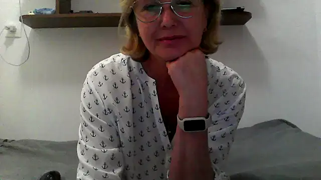 Snapshot of IrynaMolbertx chatting on 26, 9, 2025 IrynaMolbertx online show from 26, 9, 2025