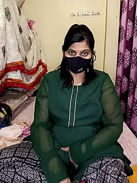 Snapshot of reena502 chatting on 10, 11, 2025 reena502 online show from 10, 11, 2025