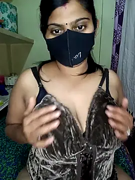 Snapshot of reena502 chatting on 27, 2, 2026 reena502 online show from 27, 2, 2026