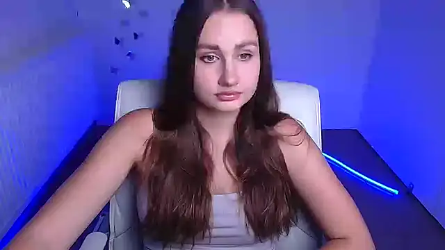 Stefanie Sweet online show from 18, 9, 2025