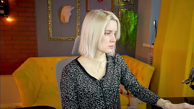 BethanyCloud online show from 17, 2, 2026