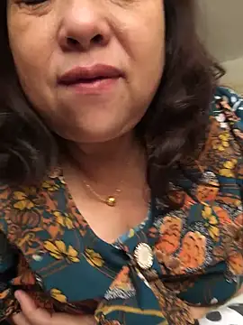 Hoanguyenn online show from 16, 11, 2025