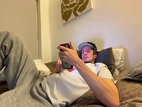 Snapshot of shyandchilling chatting on 27, 11, 2025 shyandchilling online show from 27, 11, 2025