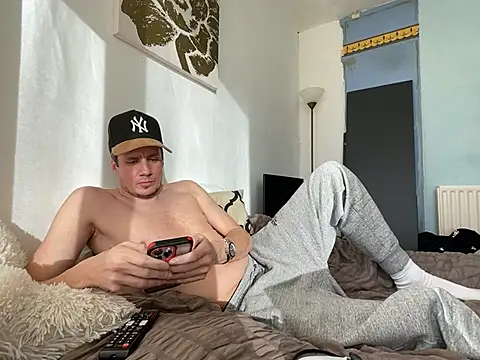 Snapshot of shyandchilling chatting on 2, 3, 2026 shyandchilling online show from 2, 3, 2026