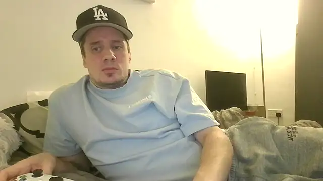 Snapshot of shyandchilling chatting on 13, 3, 2026 shyandchilling online show from 13, 3, 2026