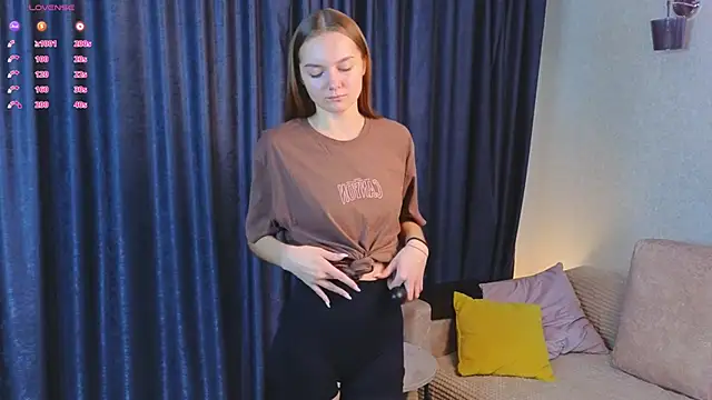 LouisaChaobal online show from 27, 10, 2025