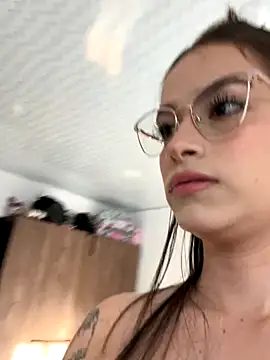 Snapshot of alysa_g_ chatting on 2, 10, 2025 alysa g online show from 2, 10, 2025