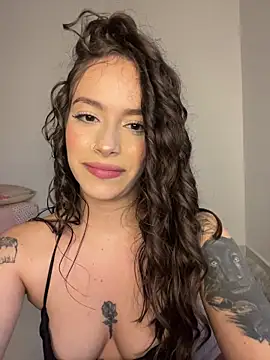 Snapshot of alysa_g_ chatting on 15, 10, 2025 alysa g online show from 15, 10, 2025