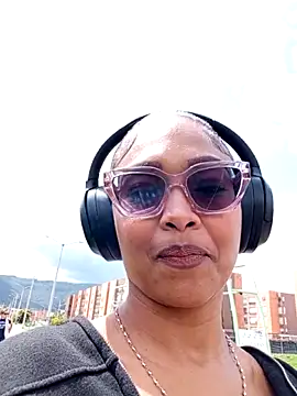 BiiancaEstradaa online show from 23, 4, 2026