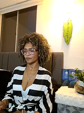 BiiancaEstradaa online show from 19, 7, 2026