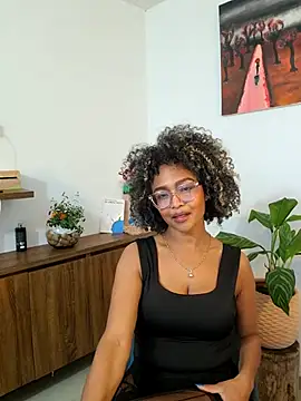 BiiancaEstradaa online show from 5, 8, 2026