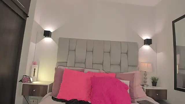 Seraphyne666 online show from 27, 3, 2026