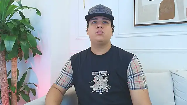 Naim Bennetsex online show from 2, 12, 2025