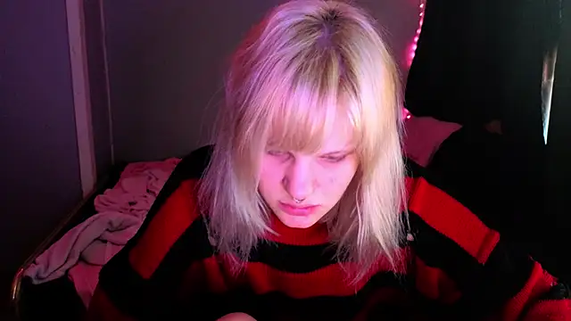 Elieiza xo online show from 19, 4, 2026