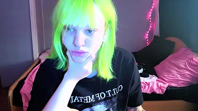 Elieiza xo online show from 24, 4, 2026