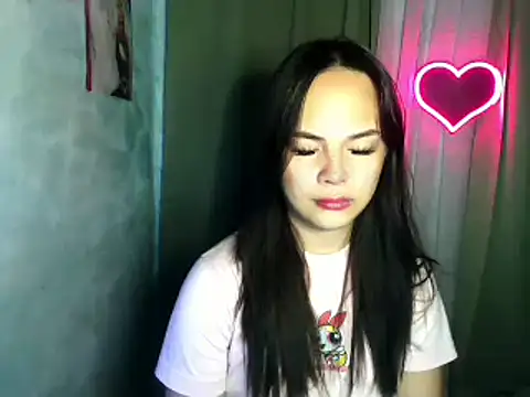 sweetsassyxx online show from 27, 4, 2026