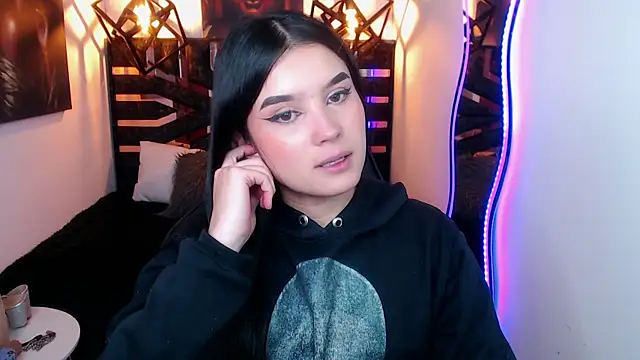 Natalie loffreda online show from 15, 4, 2026