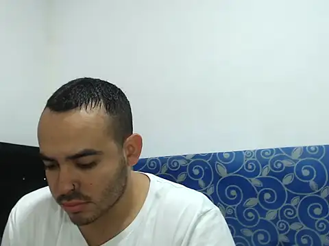 Snapshot of Ana_ThiagoxX chatting on 4, 2, 2026 Ana ThiagoxX online show from 4, 2, 2026