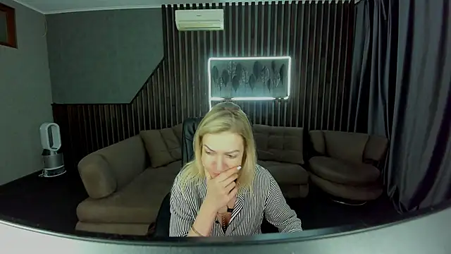 Anna Snows online show from 15, 10, 2025