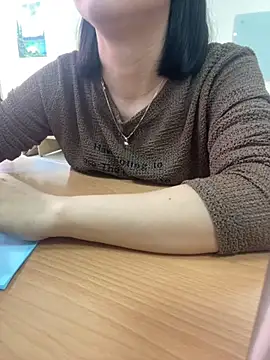 Snapshot of -NhaKy22 chatting on 13, 11, 2025 -NhaKy22 online show from 13, 11, 2025